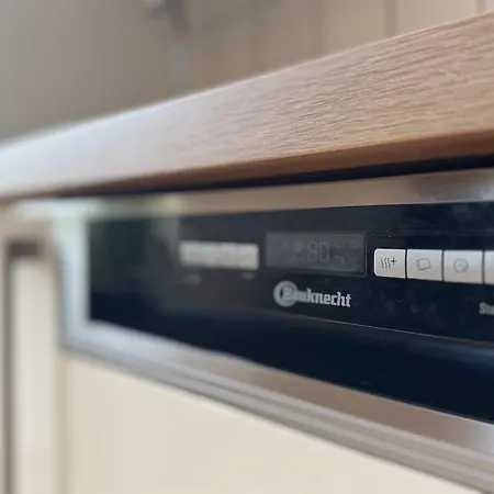 Theaterstrasse - 3 Schlafzimmer - 5 Betten - Gratis Pkw Stellplatz - Smarttv * Ερφούρτη