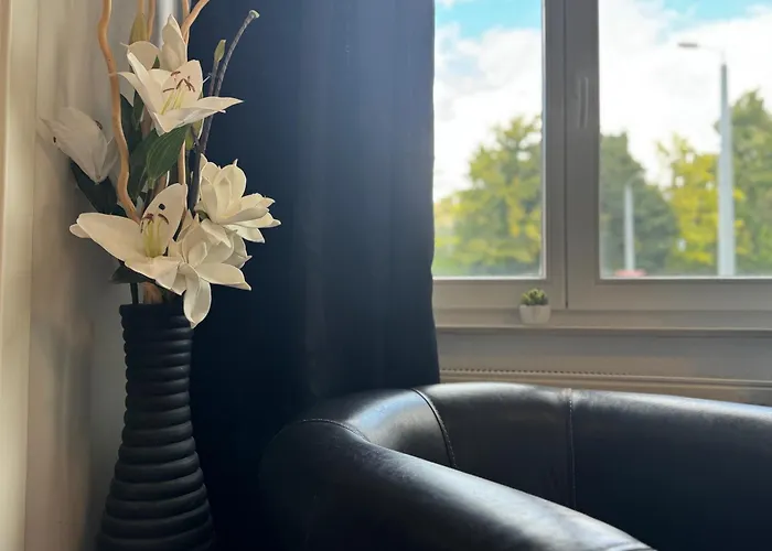 Theaterstrasse - 3 Schlafzimmer - 5 Betten - Gratis Pkw Stellplatz - Smarttv *