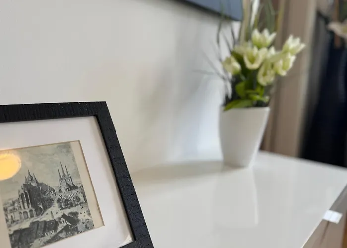 Theaterstrasse - 3 Schlafzimmer - 5 Betten - Gratis Pkw Stellplatz - Smarttv * Erfurt