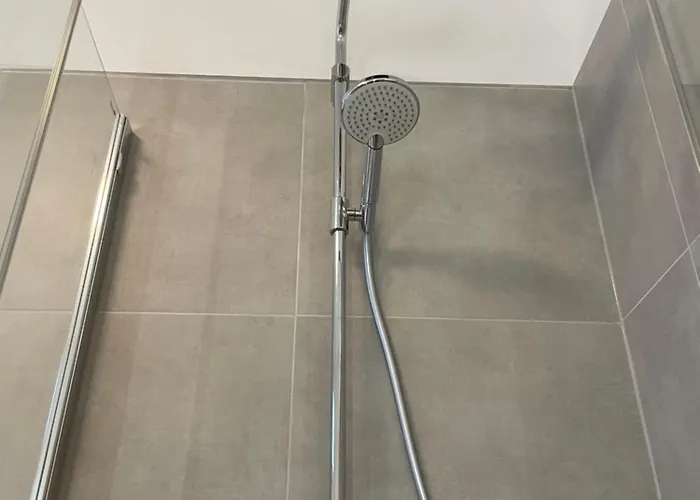 Theaterstrasse - 3 Schlafzimmer - 5 Betten - Gratis Pkw Stellplatz - Smarttv *