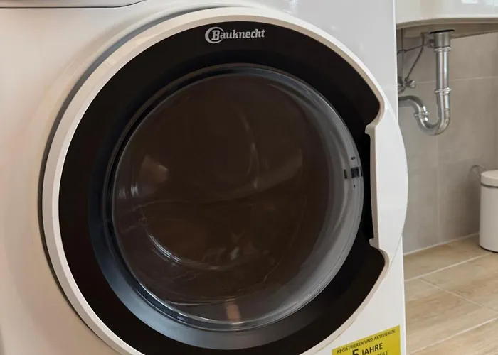 Theaterstrasse - 3 Schlafzimmer - 5 Betten - Gratis Pkw Stellplatz - Smarttv Apartman Erfurt